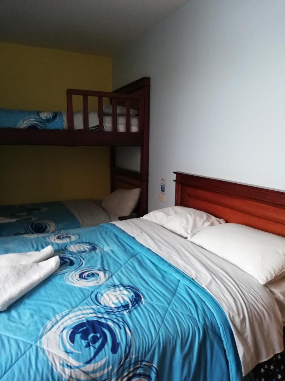 Club Ejecutivo Hotel バーニョス エクステリア 写真